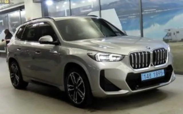 인천중고외제차 iX1 (U11) xDrive 30 M 스포츠 매물 사진 11 - 2023/05 123,651km