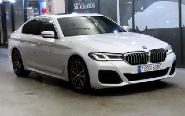 인천중고외제차 5시리즈 (G30) 520i M 스포츠 매물 사진 5 - 2022/01 75,059km